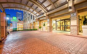 Holiday Inn Inner Harbor Baltimore Maryland